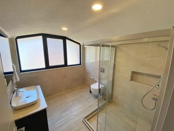 Çatı Katı Oda, Bahçe Manzaralı, Balkonlu