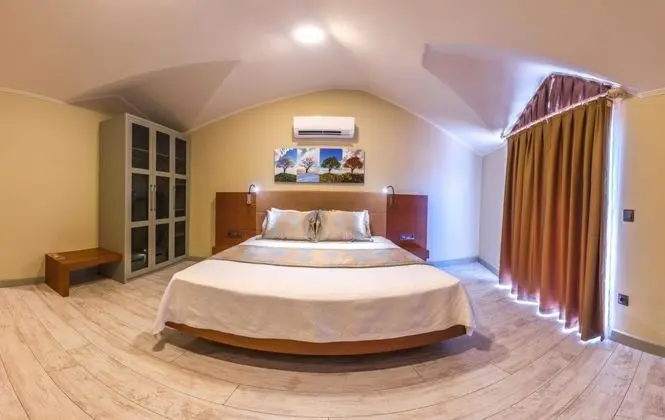 Standart Oda, Şehir Manzaralı