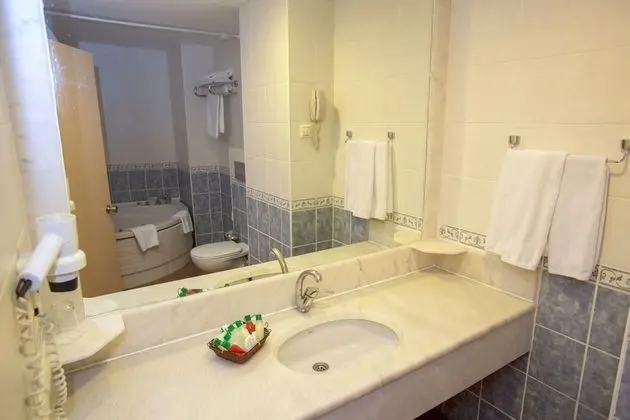 Premium Oda, 1 Yatak Odası, Havuz Manzaralı