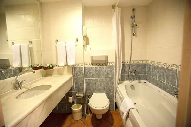 Standard Oda, 1 Çift Kişilik Yatak, Sigara İçilmez, Bahçe Manzaralı