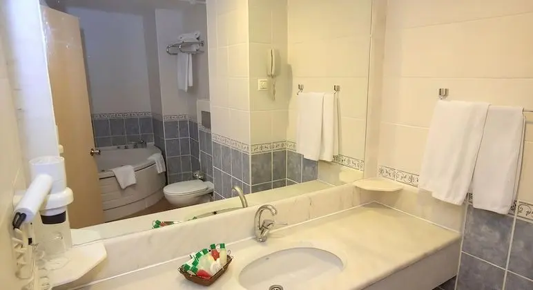 Standard Oda, 1 Çift Kişilik Yatak, Sigara İçilmez, Bahçe Manzaralı