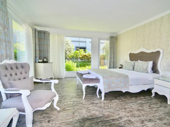 Garden Suite, Bahçe Manzaralı