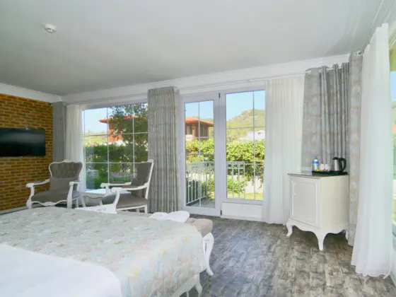 Garden Suite, Bahçe Manzaralı