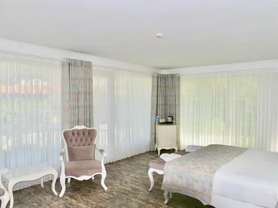 Garden Suite, Bahçe Manzaralı