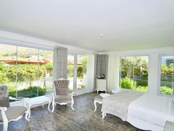 Garden Suite, Bahçe Manzaralı