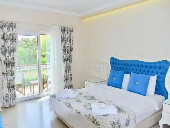 Standart Oda, Bahçe Manzaralı