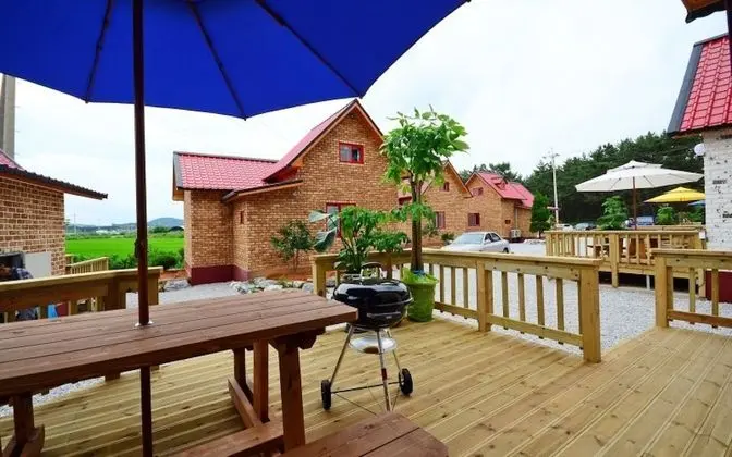 Oda (Chandler (duplex))