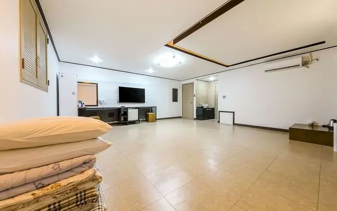 Oda (Korean room (with styler))