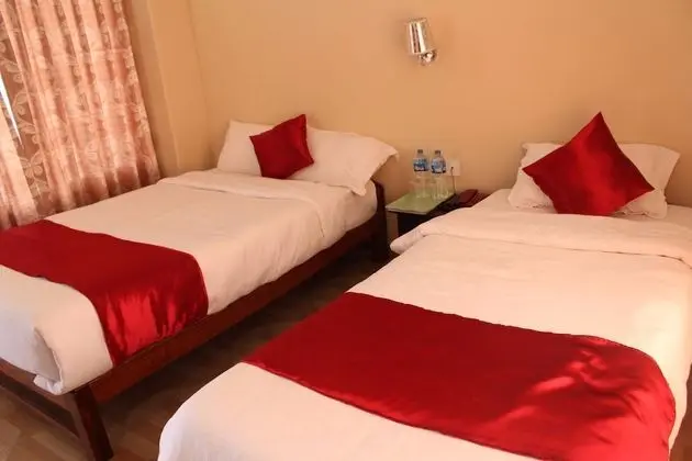 Üç Kişilik Oda, Teras, Şehir Manzaralı