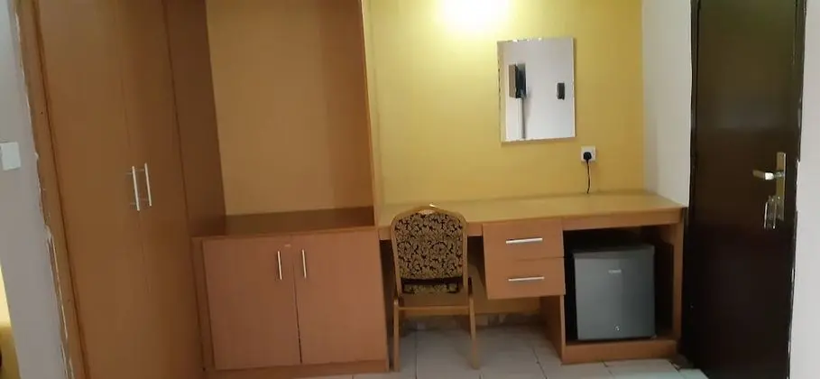 Executive Tek Büyük Yataklı Oda