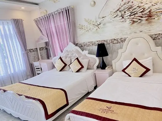 Deluxe Üç Kişilik Oda