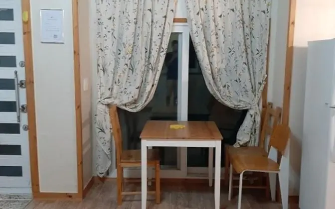 Oda (Sun Room)