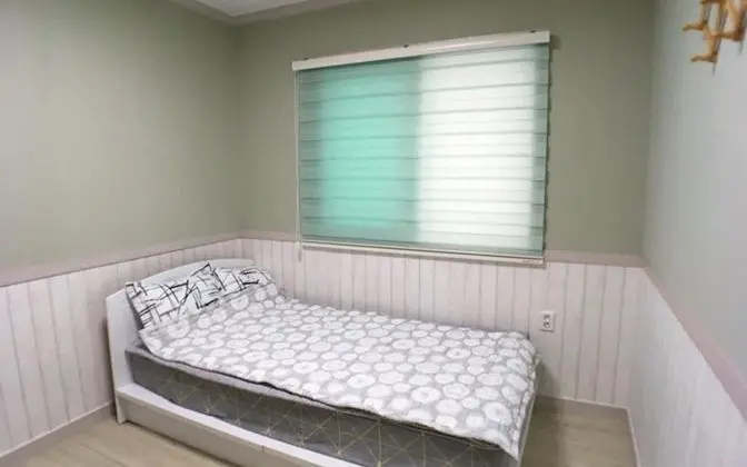 Oda (Jasmine (Unshared House bed room))