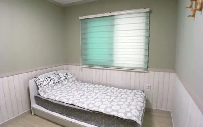 Oda (Jasmine (Unshared House bed room))