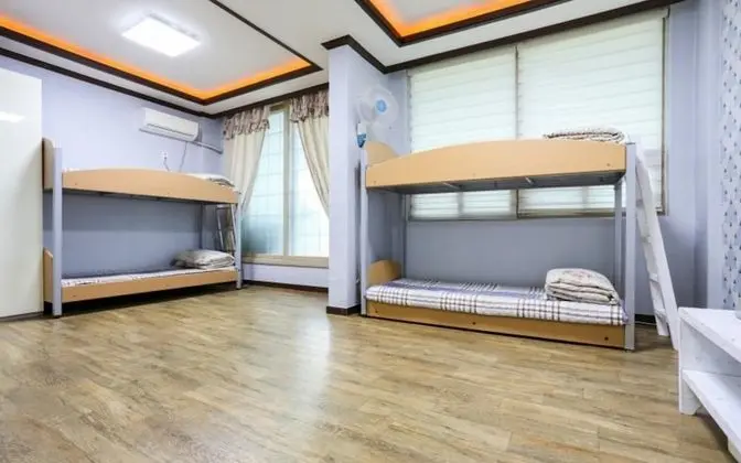 Oda (Room 102)