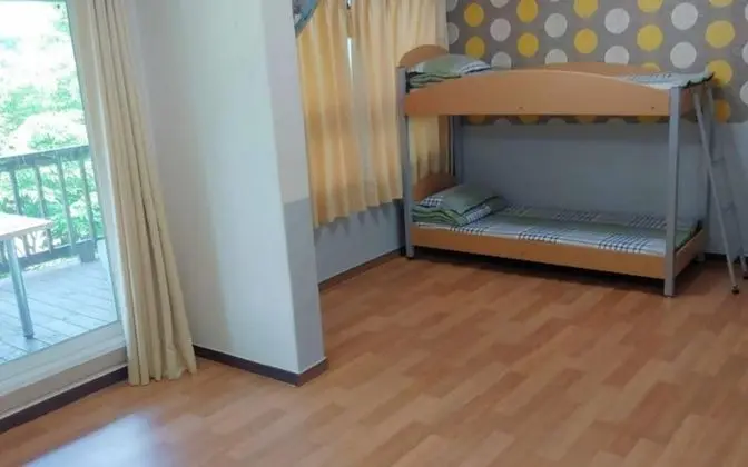 Oda (Room 203)