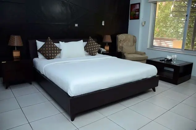 Design Tek Büyük Yataklı Oda