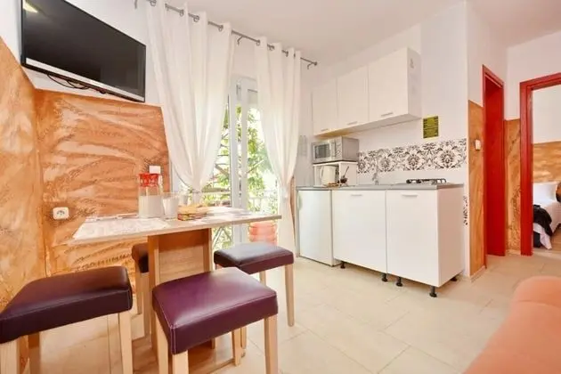 Apart Daire (Goga - with free parking - A2(2+1))