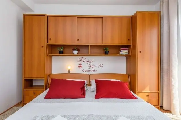 Apart Daire (Goge - 90 m from the beach - A1(4))