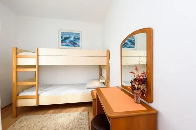 Apart Daire (Goge - 90 m from the beach - A1(4))