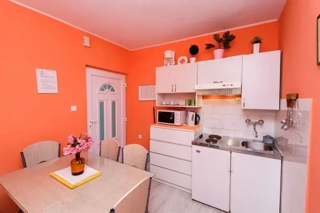 Apart Daire (Goge - 90 m from the beach - A1(4))