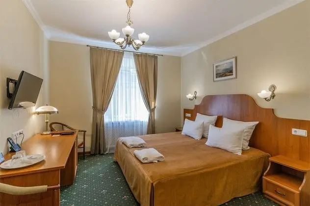 Standard Tek Büyük veya İki Ayrı Yataklı Oda