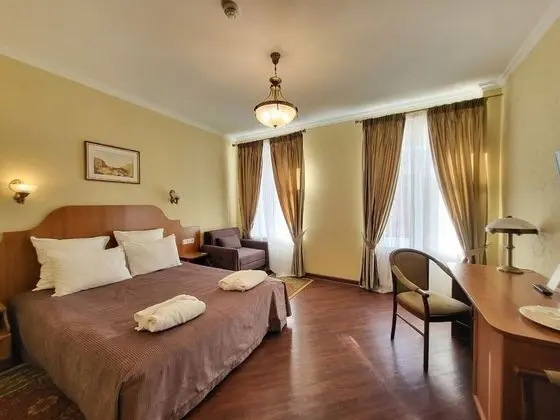 Standard Tek Büyük veya İki Ayrı Yataklı Oda