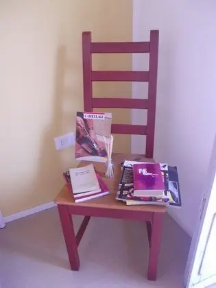 Büyük Yataklı Tek Kişilik Oda