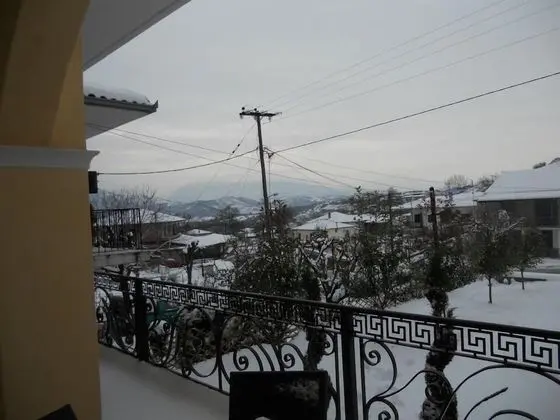 İki Ayrı Yataklı Oda, Dağ Manzaralı