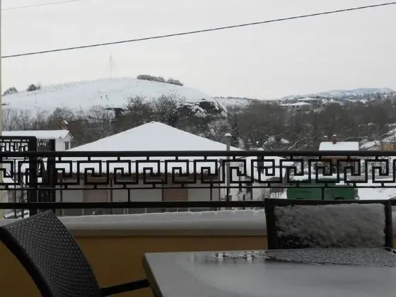 İki Ayrı Yataklı Oda, Dağ Manzaralı