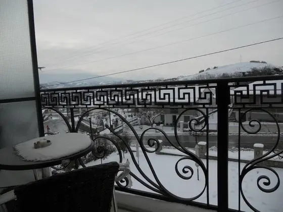 Tek Büyük Yataklı Oda, Dağ Manzaralı