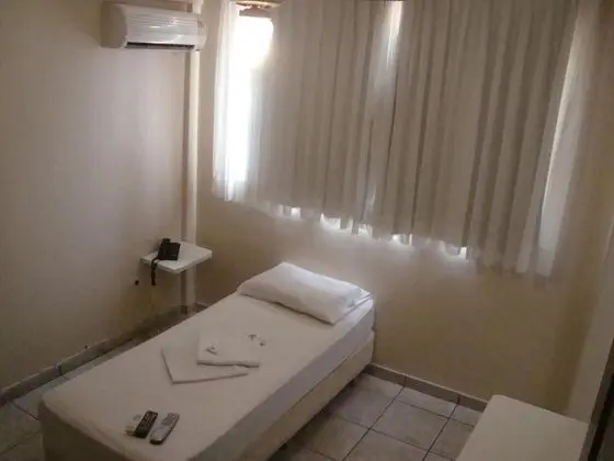 Quarto Solteiro Standard - com AC