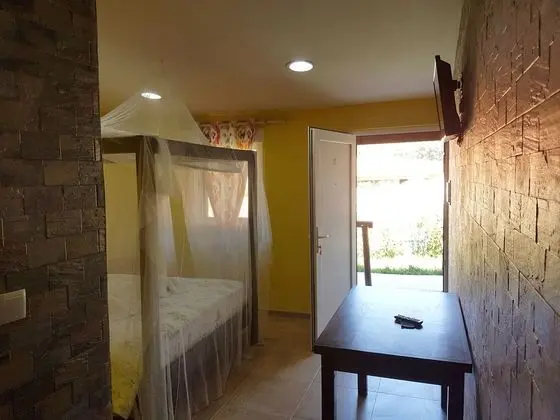 Deluxe Tek Büyük Yataklı Oda, 1 Çift Kişilik Yatak, Bahçeli