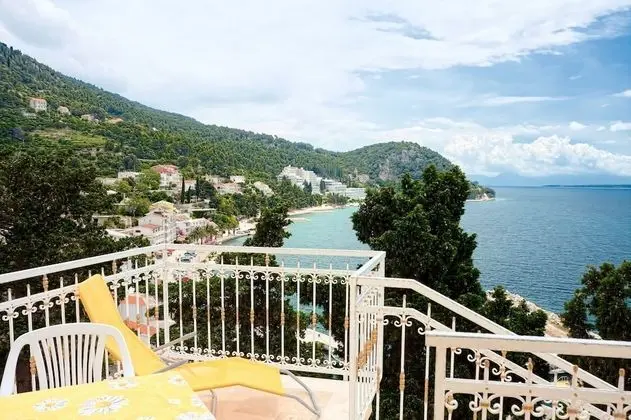 Apart Daire (Gojko - 50 m from the beach - A3(2))