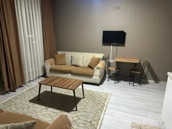 1+1 Daire, Sokak Manzaralı, Balkonlu