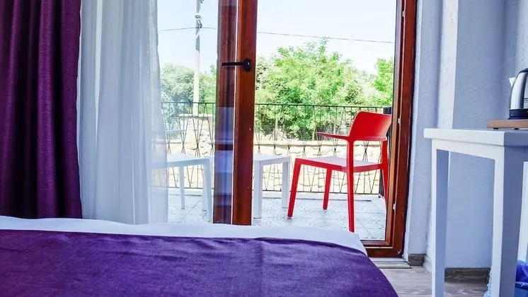 Standard Oda, 1 Büyük (Queen) Boy Yatak, Avlu Manzaralı