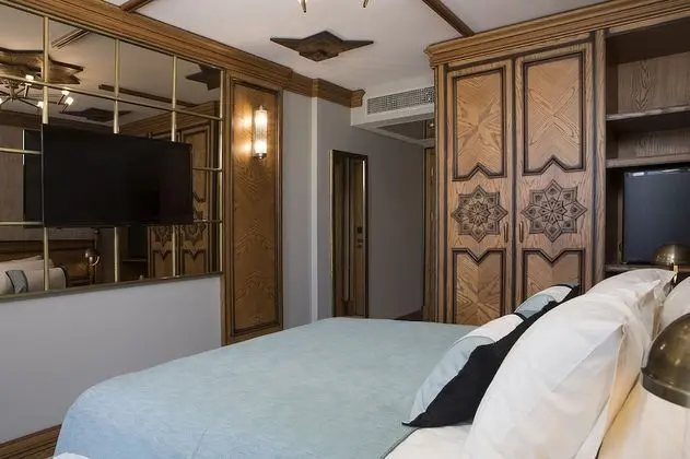 Standard Tek Büyük veya İki Ayrı Yataklı Oda