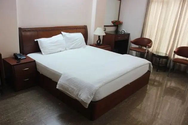 Deluxe Tek Büyük Yataklı Oda, 1 Büyük (Queen) Boy Yatak