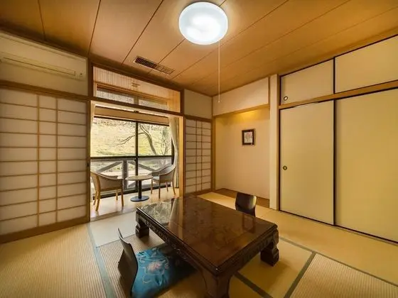 Traditional Oda