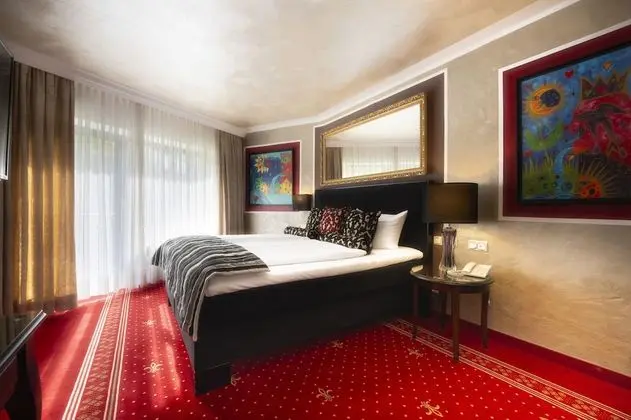 Junior Stüdyo Süit