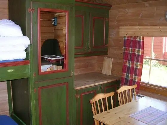 Economy Kulübe, Ortak Banyo