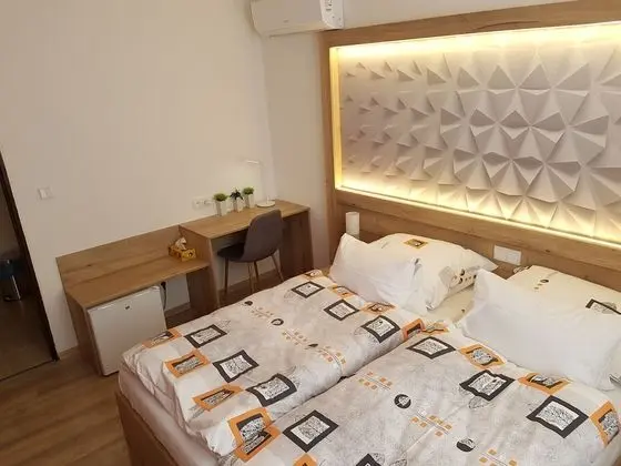 Standard Tek Büyük veya İki Ayrı Yataklı Oda, Buzdolabı