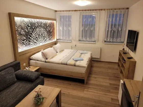 Standard Tek Büyük veya İki Ayrı Yataklı Oda, Buzdolabı