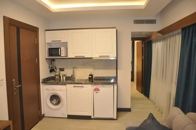 Eko Suit 1+1