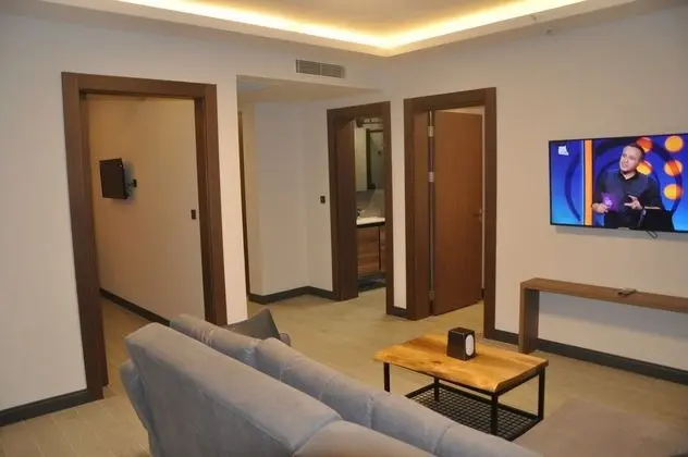 Grand Suit 2+1