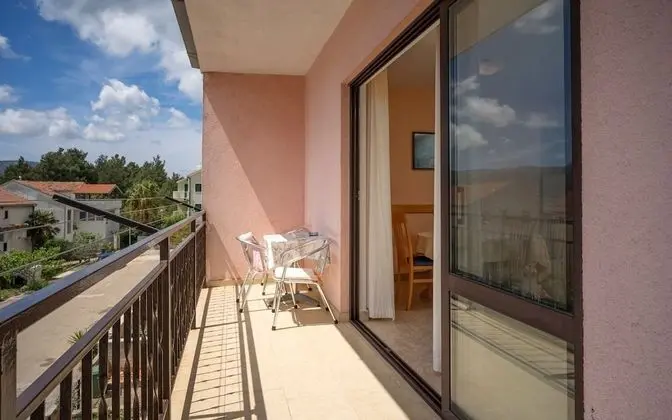 Apart Daire (Gold - 300 m from beach - A2(3+1))