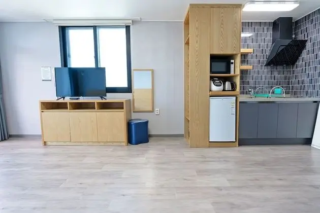 Business Stüdyo, Okyanus Manzaralı, Denize Sıfır