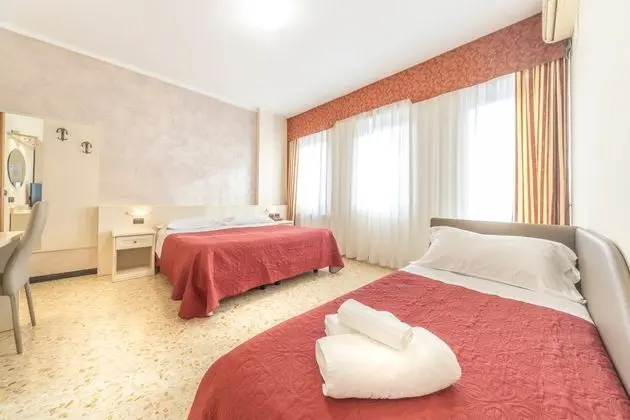 Comfort Üç Kişilik Oda, Balkon