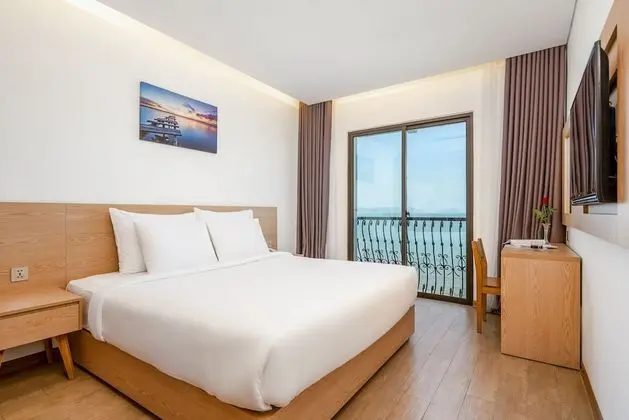 Deluxe Tek Büyük Yataklı Oda, Deniz Manzaralı