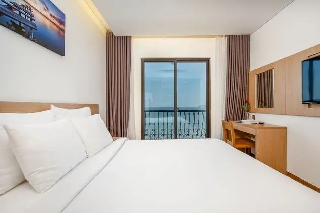 Deluxe Tek Büyük Yataklı Oda, Deniz Manzaralı